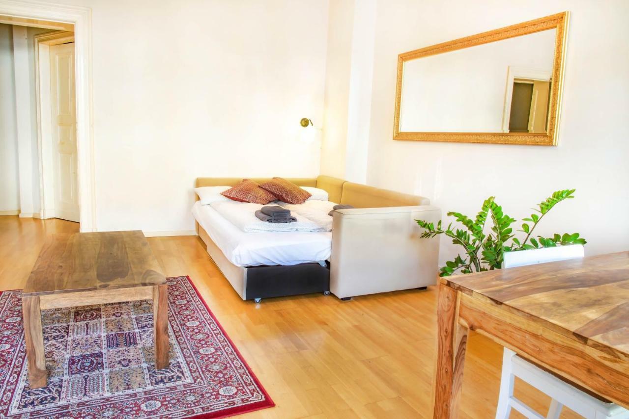 Apartment Winsstr. 68 Berlin Luaran gambar